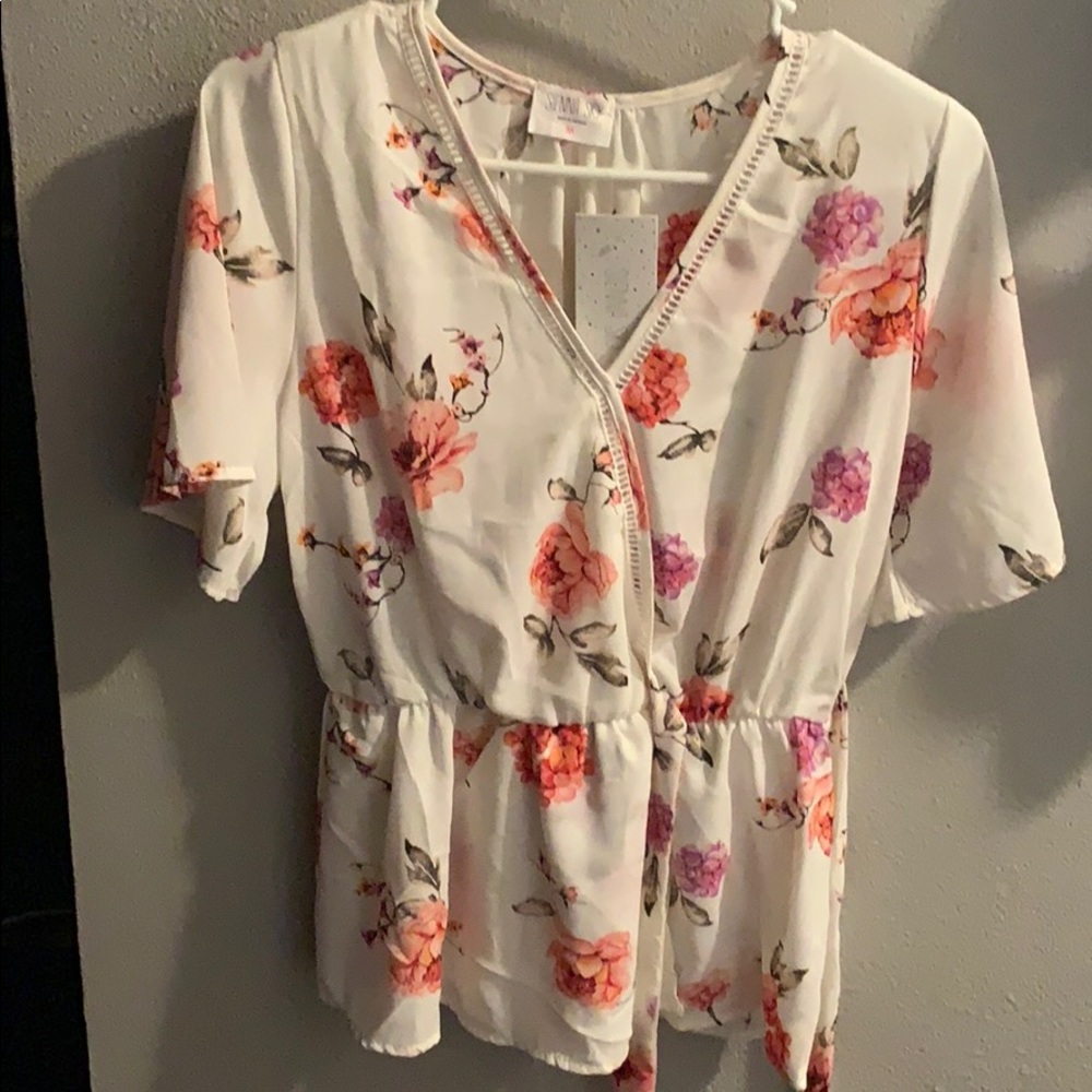 Floral top